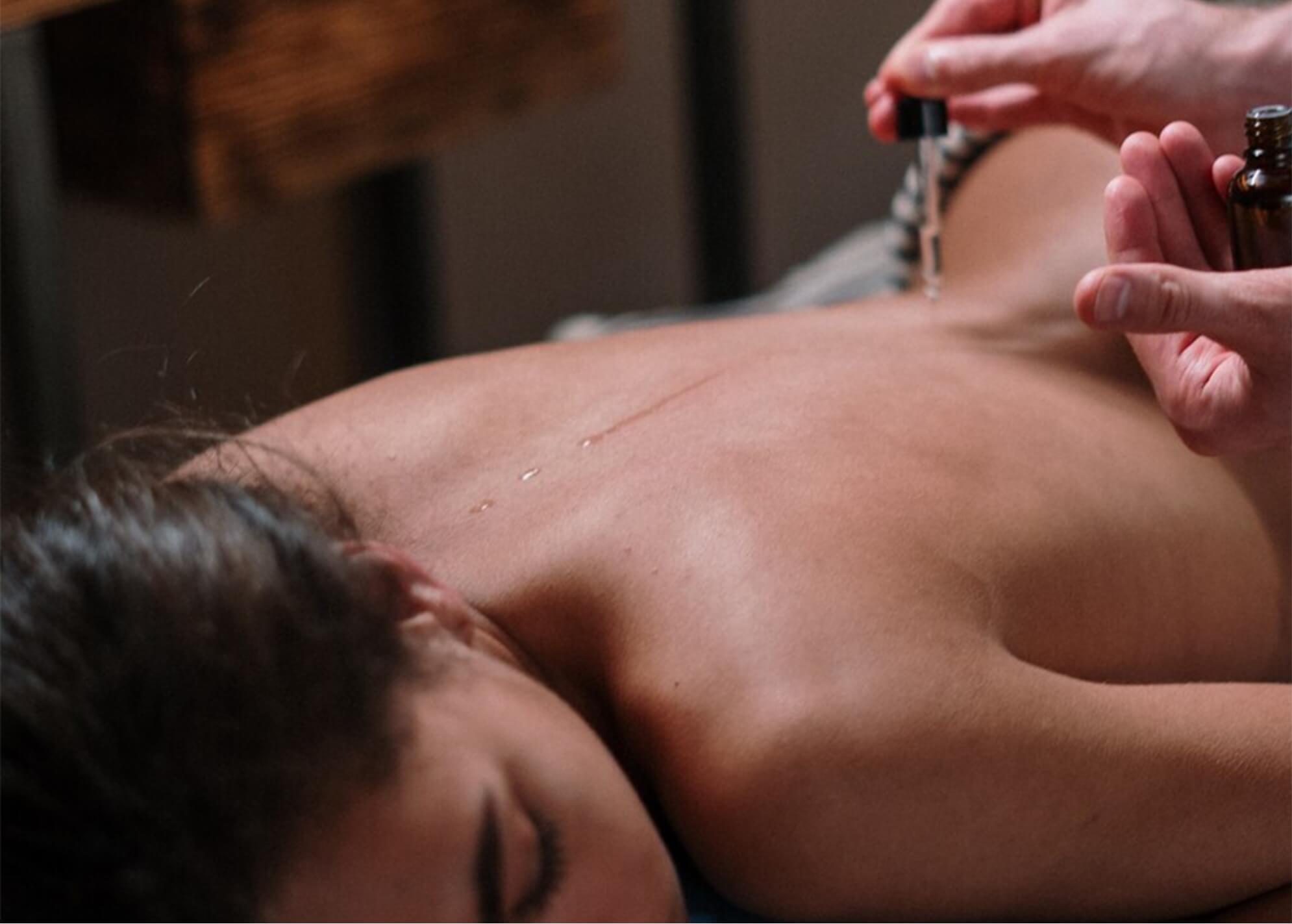 Total-Body con oli caldi aromatizzati